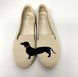 Vivaia Audrey Round-Toe Embroidered Dog Dachshund Loafer Knit Flats In Almond